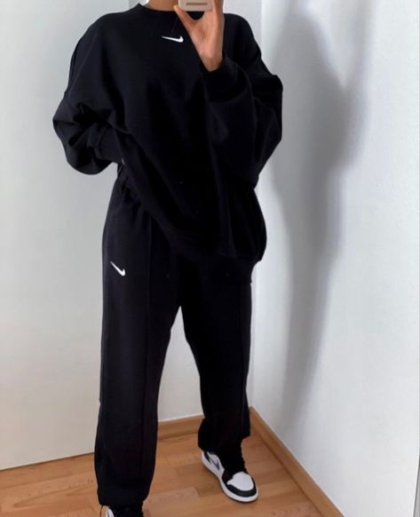 [Ad] 20 Top Womens Tracksuit Outfit Nike Guides You Need To See This Fall #womenstracksuitoutfitnike Nike Set Outfits Women Black, Nike Sweats Outfits Women, Nike Outfits For Women Winter, Nike Hoodie And Sweatpants Outfit, Outfit Jogging Nike, Black Sweat Suit Outfit, Jogging Nike Outfit, Black Nike Sweatpants Outfit, Nike Lounge Wear