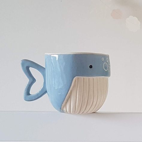 Ocean Clay Ideas, Ocean Ceramics, Whale Mug, Ocean Mug, Ceramic Whale, Pottery Creations, Cricut Stencils, Whale Art, Mug Handmade