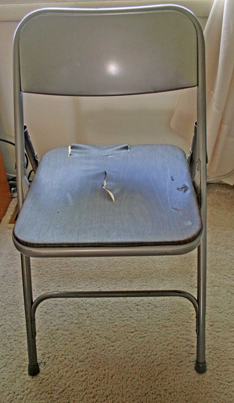 Diy Folding Chair Covers, Card Table Makeover, Folding Chair Makeover, Fold Up Chairs, Desk Chair Comfy, White Leather Dining Chairs, Folding Chair Covers, Metal Folding Chairs, Polywood Adirondack Chairs