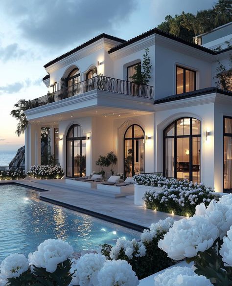 Aesthetic House Exterior, Dream House Entrance, Big Modern Houses, White Mansion, Glam House, Two Story House Design, Mansion Exterior, African House, Luxury Beach House