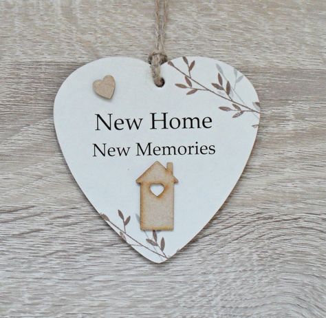 A lovely gift heart keepsake gift heart New Home New Memories This item measures 9 cm x 8.5 cm Hand painted and sealed for a quality finish Made in the UK Wooden Hearts Crafts, Wood Craft Projects, New Memories, Owl Crafts, Wooden Craft, Heart Crafts, Wooden Heart, Heart Sign, Wooden Gifts