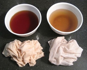 coffee-tea-dye1-350x282 Cheesecloth Diy, Coffee Dye, Tea Dyed Fabric, Clothes Dye, Tea Clothes, Aphrodisiac Foods, Diy Dye, Rustic Dresses, Natural Dye Fabric