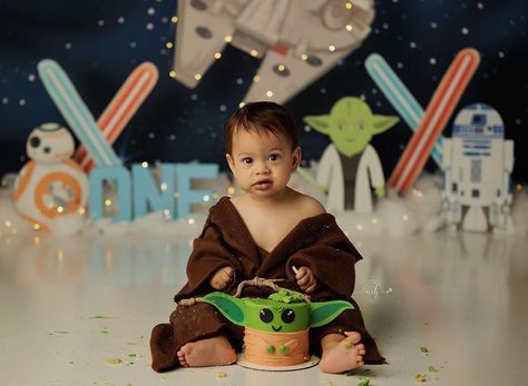 One With The Force Smash Cake, Star Wars Cake Smash, Star Wars 1st Birthday Photo Shoot, Star Wars Milestone Picture, Baby Yoda Smash Cake, Star Wars Smash Cake, Star Wars One With The Force Birthday, Star Wars Smash Cake First Birthdays, Starwars First Birthday Invitation