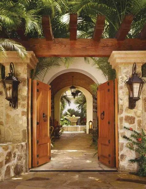 Mexican Hacienda Homes, Hacienda Style Homes Mexican, Succulent Garden Diy Indoor, Patio Door Coverings, Modern Hacienda, Mediterranean Homes Exterior, Hacienda Homes, Spanish Hacienda, Mexican Hacienda