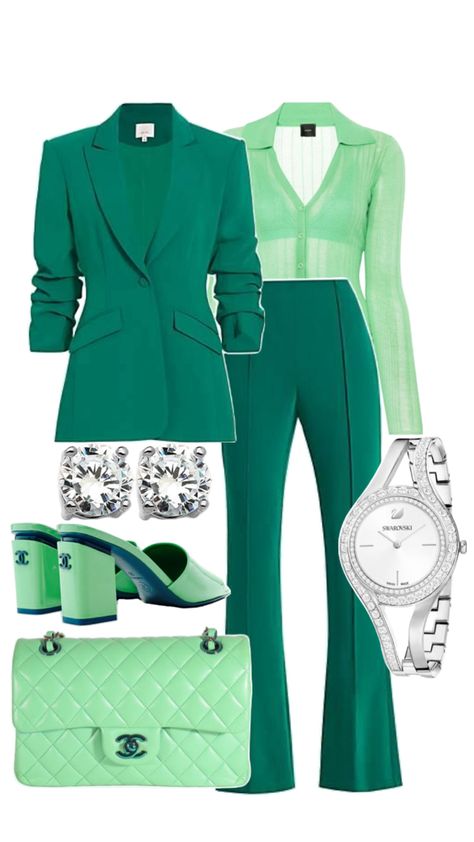 Winter Outfits Green, Bright Winter Outfits, Informal Attire, Bright Outfits, Colour Combinations Fashion, Winter Green, Color Blocking Outfits, Bright Winter, Classy Work Outfits