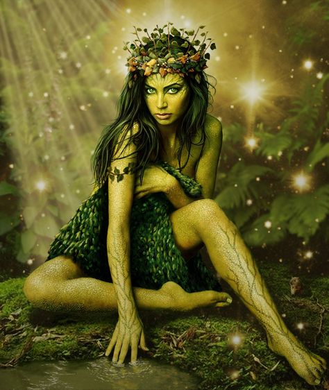 NINFAS: ¿Qué son?, mito, significado, tipos, y mucho más Wood Nymphs, Smink Inspiration, Green Fairy, Forest Creatures, Fairies Elves, Beltane, Mystical Creatures, Gods And Goddesses, Ancient Greece