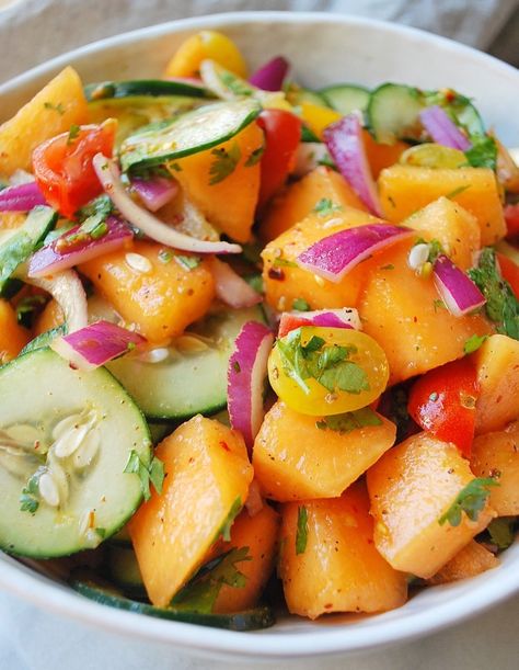 Cantaloupe Cucumber Salad — One Balanced Life Meatless Salads, Cantaloupe Cucumber Salad, Camper Meals, Cantaloupe Salad, Cantaloupe Recipes, Healthy Spring Recipes, Melon Salad, Cucumber Salad Recipe, Power Lunch