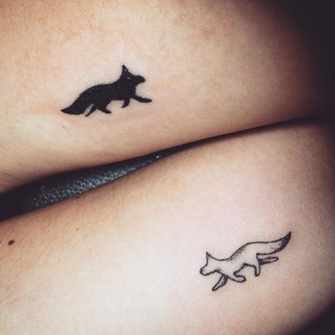 matching-tiny-fox-tattoo-designs Cute Ankle Tattoos, Fox Tattoo Design, Ankle Tattoos For Women, Bff Tattoos, Disney Tattoo, Friendship Tattoos, Fox Tattoo, Tattoo Designs For Men, Matching Tattoo