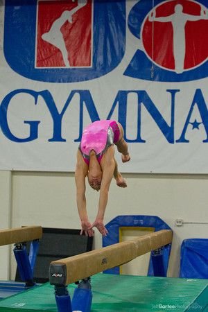 From the beginning to the end --- Teaching back handsprings Backhand Springs, Back Handspring Drills, Tumbling Tips, How To Do Gymnastics, Tumbling Drills, Gymnastics Tips, Gymnastics Conditioning, Gymnastics Drills, Gymnastics Moves