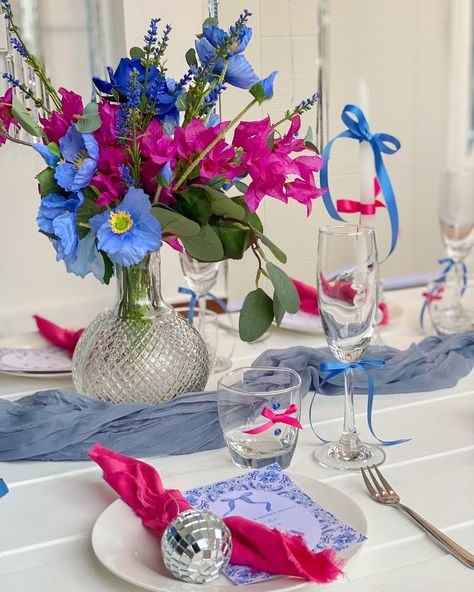 Mamma Mia Tablescape, Mamma Mia Engagement Party, Mamma Mia Table Decor, Mama Mia Baby Shower Theme, Mama Mia Birthday Theme 17, Mama Mia Bridal Shower Theme, Mama Mia Theme, Mamma Mia Bridal Shower Theme, Bridal Shower Picnic