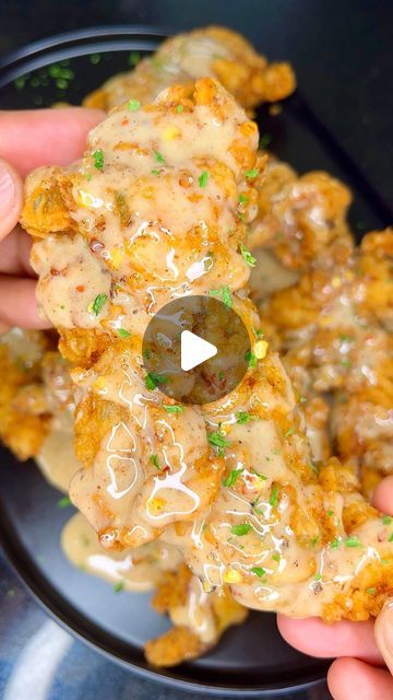 Rey | kingcooks on Instagram: "Whipped Hot Honey Chicken Tenders | kingcooks
Imagine this…crispy juicy chicken tenders covered in a unique and delicious whipped hot honey. The perfect balance of sweet and spicy. 

Visit the “Team Cooks🤴🏾” channel on my page to add this one to your collection! 
#instagood #hothoney #chickentenders #feastonthese 

Smash or Pass?" Juicy Chicken Tenders, Hot Honey Chicken Tenders, Honey Chicken Tenders, Mac And Cheese Recipe Soul Food, Crispy Honey Chicken, Hot Honey Chicken, Honey Chicken Recipe, Food Plates, Beef Meals