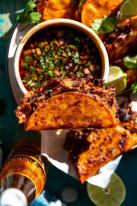 Birria Quesatacos, Beef Birria Tacos, Birria Tacos Recipe, Beef Birria Recipe, Beef Birria, Birria Tacos, Dried Peppers, Ground Beef Tacos, Hispanic Food