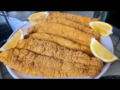 (154) It's like fried catfish but it's baked | Crispy Oven Baked Catfish | Heathier alternative. - YouTube Oven Baked Catfish, Oven Fried Catfish, Baked Catfish Fillets, Baked Catfish, Fish Batter, Seafood Meals, Catfish Recipes, Recipes Fish, Fried Catfish