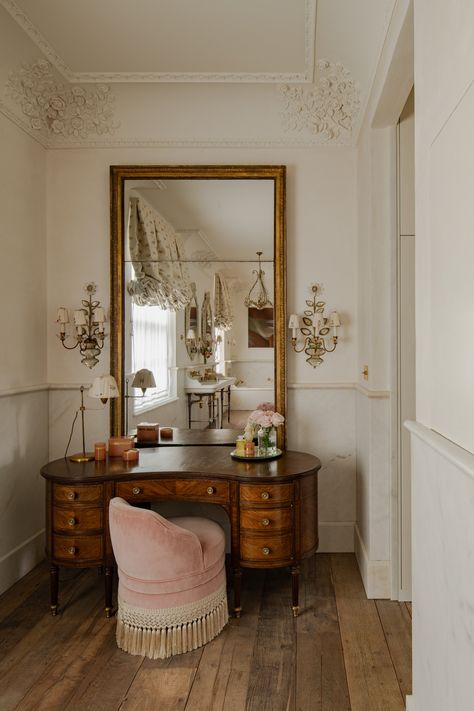 Work — Charlotte Boundy Cottage Makeup Vanity, Makeup Storage Vanity, Studio Mcgee Apartment, Makeup And Closet Room Ideas, Charlotte Boundy, Vintage Makeup Table, Aesthetic Vanity Ideas, Makeup Vanity Aesthetic, Makeup Interior Design