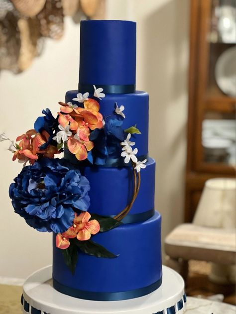 Royal blue and coral tiered cake with flowers Tiered Cake With Flowers, Royal Blue Wedding Cakes, Royal Blue Cake, Coral Wedding Cakes, Coral Cake, Wedding Cake Peach, Cake With Flowers, 35th Wedding Anniversary, Tiered Cake