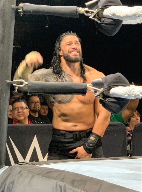 Roman Range, Usos Wwe, Roman Reigns Wwe Champion, Roman Reigns Shirtless, Joe Anoaʻi, Sami Zayn, Romans 3, Wwe Superstar Roman Reigns, Wwe Pictures