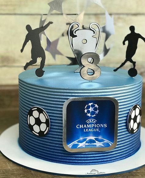 Champions League Cake, Fifa Cake, Dream Cars Range Rovers, Real Madrid Champions League, Sweet 15 Party Ideas, Soccer Birthday Parties, Football Birthday Party, Football Cake, Soccer Birthday