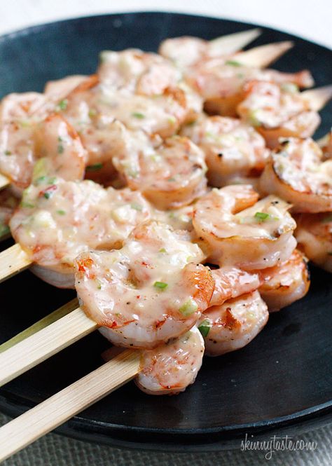 Bangin' Grilled Shrimp Skewers - this is the best recipe I've tried on pinterest! Grilled Shrimp Skewers, Bang Bang Shrimp, Shrimp Skewers, Grilled Shrimp, Bang Bang, Seafood Dishes, Food Plating, Finger Food, Ravioli