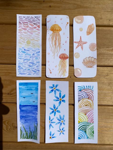 Book Mark Design Ideas Simple, Diy Bookmarks Painting, Cute Easy Bookmark Ideas, Simple Watercolor Bookmarks, Bookmarks Painting Ideas, Watercolor Bookmarks Ideas Simple, Bookmakers Ideas, Watercolor Art Bookmarks, Watercolour Bookmark Ideas