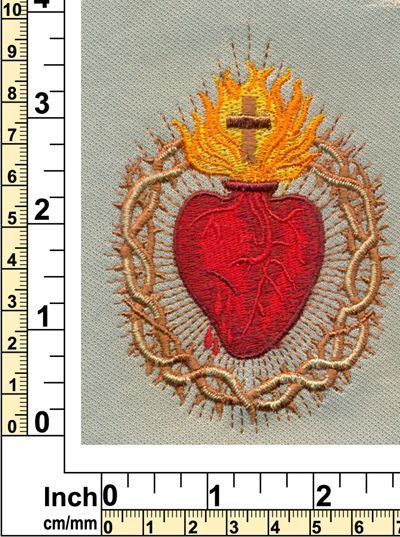 Sacred Heart Embroidery, Catholic Embroidery, Sacred Heart Of Jesus, Jesus Painting, Religious Symbols, Occult Art, Religious Images, Heart Of Jesus, Craft Corner