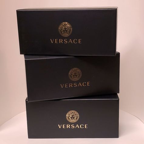 Versace Gift Box Aesthetic, Versace Sunglasses Women, Versace Aesthetic, Vintage Versace Sunglasses, Versace Gifts, Versace Eros Pour Femme, Black Confetti, Sunglasses Box, Versace Eyeglasses