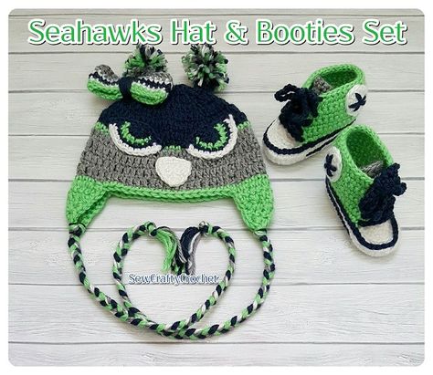 Seahawks Crochet Blanket Pattern Free, Seahawks Crochet Hat, Seahawks Crafts, Seahawks Colors, 12th Man Seahawks, How To Make A Pom Pom, Hat Patterns Free, Crochet Bows, Crochet Blog