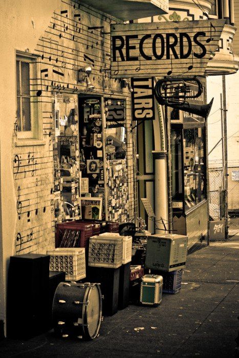 record store Arte Jazz, Vintage Films, Vintage Foto's, Record Shop, Rock N’roll, I'm With The Band, Record Players, Financial District, North Beach