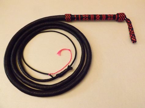 Black & Red 8 Foot Kangaroo Bull Whip Bull Whip, Leather Designs, Types Of Swords, Black Grapes, Loop Design, Red Diamond, Romantic Art, Green Cream, Whips