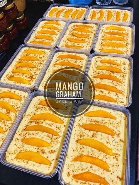 All time favorite Filipino Dessert. Mango Graham Float, Mango Graham Cake, Mango Graham, Graham Cake, Mango Float, Filipino Dessert, Cute Instagram Captions, Filipino Desserts, Party Trays