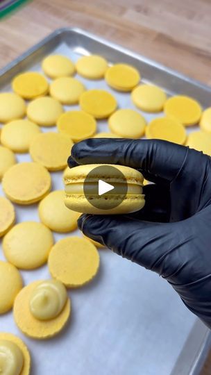 25K views · 1.9K reactions | 💛Passion fruit ganache💛
You can find this recipe in my ebook “classic flavors” and the beauty of this ebook is that you can use this ganaches to fill macarons, but also to fill bonbons, tarts, croissants and more 💛
.
.
.
💛Ganache de maracuyá💛
Puedes encontrar esta receta en mi ebook de sabores clásicos, y lo lindo de este ebook es que puedes usar estos ganaches para rellenar macarrones, pero también para bombones, tartas, croissants y más 💛
#chefkarinarivera #macaronqueen #lovewhatyoudo #pastry #pastrychef #passionfruitganache | Ana Karina Rivera C • Pastry Chef Passion Fruit Filling Recipe, Passion Fruit Ganache, Fruit Ganache, Fruit Filling Recipe, Fruit Filling, Tamarindo, Pastry Chef, Passion Fruit, You Can