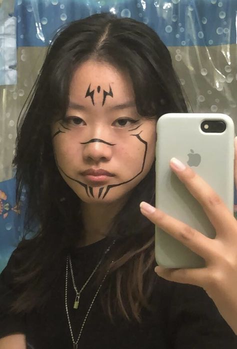 I did the sukuna marks i think it’s cool or whatever Sukuna Face Makeup, Sukuna Inspired Makeup, Anime Face Paint Ideas, Sukuna Face Markings, Sukuna Face Paint, Easy Face Makeup For Halloween, Sukuna Makeup Tutorial, Sukuna Make-up, Sukuna Face Tattoos