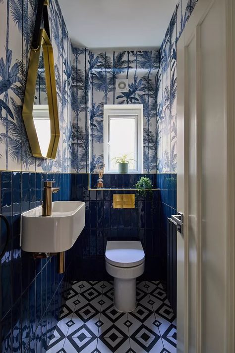 Wc Decoration, Baxter Design, Downstairs Loo, Glass Shower Enclosures, Downstairs Toilet, Powder Room Design, Studio Interior Design, Toilet Room, Small Toilet