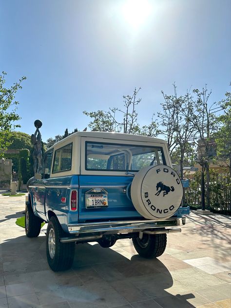 Cars, blue ford, ford bronco, coastal aesthetic Blue Ford Bronco Aesthetic, Vintage Broncos Car, Bronco Ford Vintage, Bronco Ford Aesthetic, 80s Bronco, Light Blue Bronco, Vintage Bronco Ford, Baby Blue Bronco, Ford Bronco Aesthetic