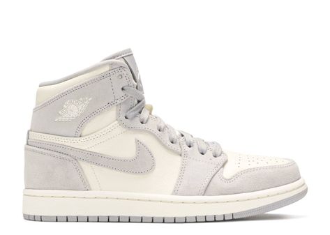 Jordan Woman, Nike Shoes High Tops, Wmns Air Jordan 1, High Tops Women, Nike Air Jordan Shoes, Perfect Sneakers, Flight Club, Nike Air Jordans, Air Jordan 1 High