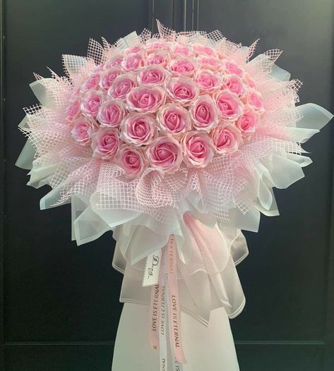 Luxury Bouquet, Flower Boquet, Diy Bouquet Wrap, Luxury Flower Bouquets, Fancy Flowers, Flower Bouquet Diy, Birthday Bouquet, Flower Box Gift, Ribbon Bouquet