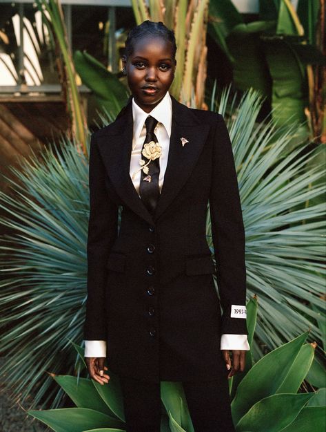 Adut Akech, Androgynous Style, Gabbana Dress, Vogue Us, Human Braiding Hair, Velvet Hair, Australian Models, Gisele Bundchen, Vogue Australia