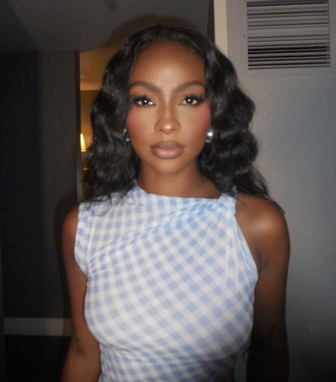 Fall Makeup Brown Lipstick, Brown Eye Makeup Black Women, Clean Girl Makeup Black Women, Maquillage On Fleek, Gentle With Yourself, Soft Makeup Looks, Justine Skye, Prom 2024, Brown Skin Makeup