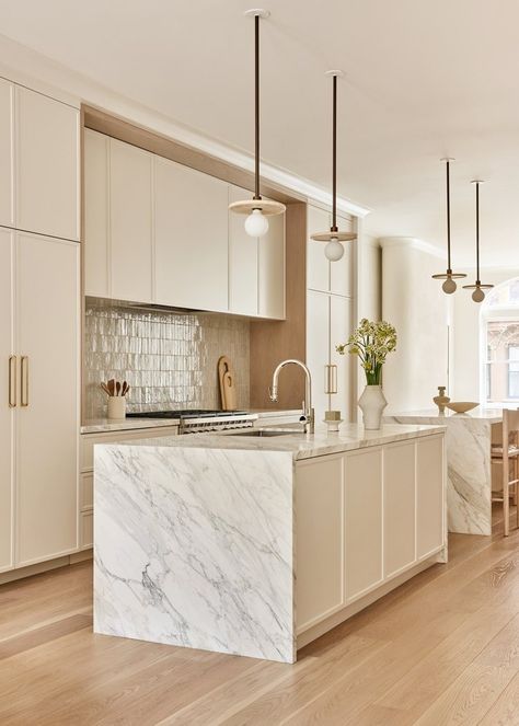 Kitchens — Chango Red Brick Exteriors, Modern Hampton, Villa Interior, Neoclassical Interior, Custom Furniture Design, Vogue Living, Upper West Side, Interior Design Art, White Cabinets