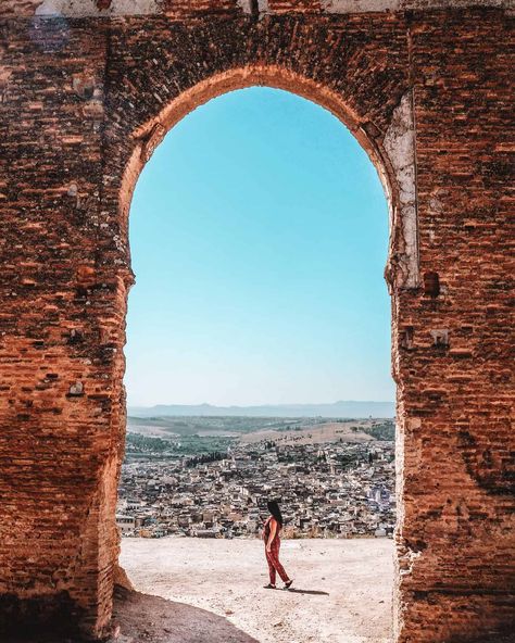 How to Visit The Merenid Tombs in Fes (Marinid Tombs) - The Best Viewpoint of the Medina! 2 Morocco Itinerary, Fes Morocco, Tourist Sites, Morocco Travel, Walled City, Photography Guide, Instagrammable Places, Amazing Sunsets, Solo Female Travel