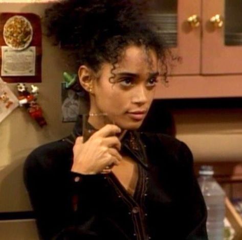 Lisa Bonet 90s, 90s Style Icons, Disney 90s, Lisa Bonet, 90s Aesthetic, Renewable Energy, The Search, Style Icon, 90s Fashion