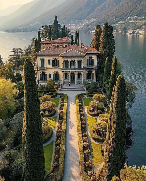 Lake como Shifting Places, Grateful For It All, Lake Como Hotels, Gratitude Attitude, Can Life, Italian Beach, Luxury Exterior, Park Hill, Mediterranean Style Homes