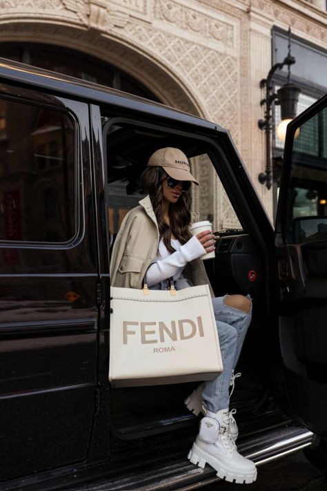 The Biggest Spring Fashion Trends to Know - Mia Mia Mine Fendi Sunshine Tote, Fendi Sunshine, Fendi Tote Bag, Mia Mia Mine, Fendi Dress, Fendi Tote, Fendi Fashion, Mia Mia, Best Designer Bags