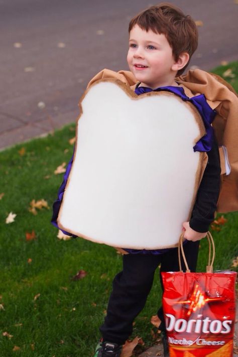 Peanut butter and Jelly costume!  My son, Jerry Jr wanted to be a Peanut butter and JERRY sandwich for Halloween. So I made this costume for him. Pretty awesome!! Peanut Butter And Jelly Costume, Sandwich Costume, Butter Costume, Costume Quest, Kids Dress Up Costumes, Awesome Costumes, Hip Kids, Horse Costumes, Baby Fish