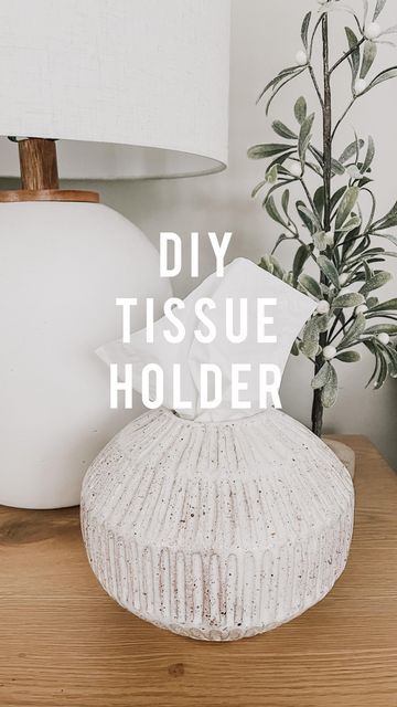 Diy Boho Shelf Decor, Decorative Tissue Box Holder, Pretty Tissue Holder, Creative Tissue Holder, Tissues In Vase, Small Table For Bathroom, Tissue Vase Hack, Unique Tissue Holder, Tissue Storage