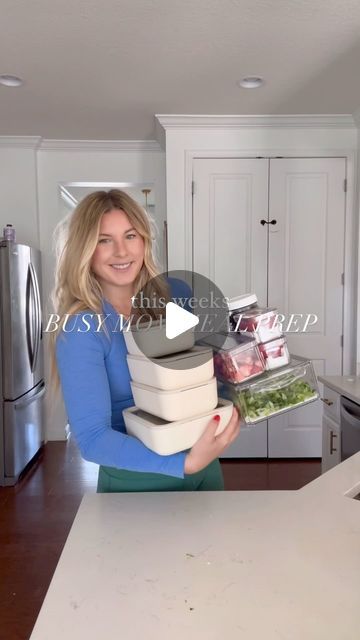 HALEY HENDEL on Instagram: "THAT TIME ❤️‍🔥 Comment SUNDAY and LIKE this reel to get all of what’s going down this week 💌 

Made some of our favorites. And as always, keeping meal prep simple and manageable. Lmk if you’ve tried any recipes so far 👇🏼 and stick around for some new recipes coming 👏🏽 

If there’s too much on my plate to prep, odds are I won’t make it happen. And because I did the whole “prep 3 meals and snacks every day” thing for a while, I got tired of it. So I found a way to make me feel way more prepared during the week and I get it done in a fraction of the time. 

Forever prepping fruits and veggies and can happily report that we actually eat these every week when they are already prepped. Casually spending too much on berries, but I digress 🍓🫐 

Protein ranch has Nurse Meal Prep, Pregnancy Meal Prep, Protein Mini Muffins, Haley Hendel, Meal Prep Videos, Meal Prepping Ideas, Protein Ranch, Chicken Meatball Recipe, Meal Prep Simple