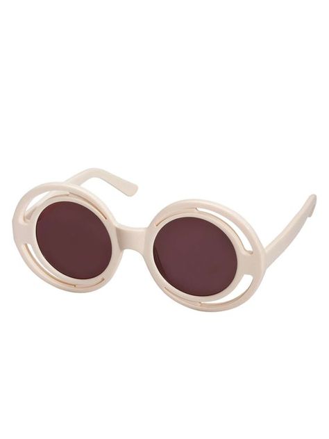 Annice Round Frame sunglasses by House of Holland, worn by Gaby Teller in The Man From U.N.C.L.E. Gaby Teller, Sixties Outfits, Mathilda Lando, Geek Costume, 60s Sunglasses, Secret Wardrobe, Film Man, Dream List, The Man From Uncle