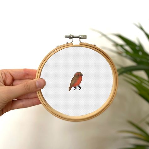 Tiny Bird Cross Stitch, Cross Stitch Kids, Embroider Ideas, Tiny Cross Stitch, X Stitch, Easy Animals, Cross Stitch For Kids, Simple Cross, Tiny Cross