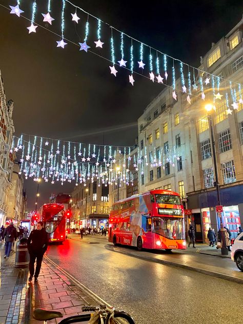 Oxford Street London Christmas, Oxford Street Christmas, England Christmas, Oxford Street London, Aesthetic London, Christmas In Europe, Best Christmas Markets, Christmas Markets Europe, Winter Fairy