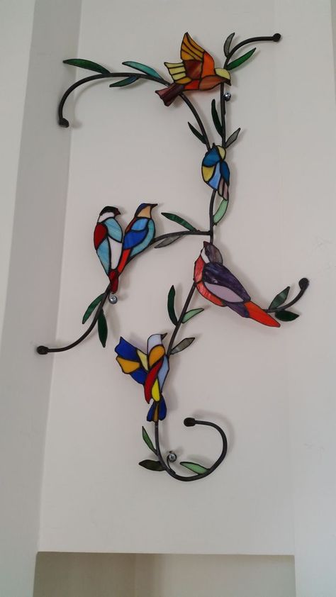 Stained Glass Tattoo Ideas, Hanging Birds, L'art Du Vitrail, Glass Painting Patterns, Stained Glass Patterns Free, Glass Painting Designs, Stained Glass Bird, Stained Glass Paint, Stained Glass Birds