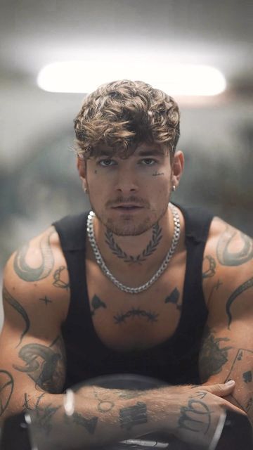 Willi Whey, Bookstagram Inspiration, Roleplay Characters, Download Movies, Tattoos For Guys, Tattoos, Instagram